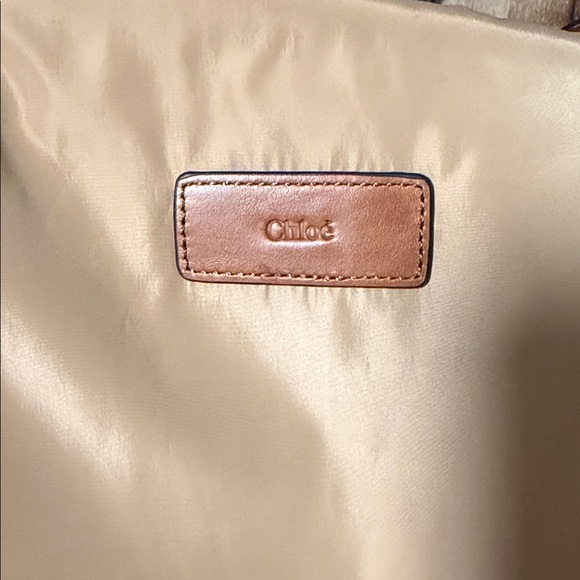 CHLOE - Picture 5 of 9